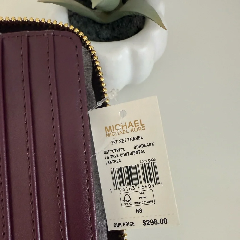 Micheal Kors Jet Set Zip Around Continental Wallet / Wristlet Bordeaux NWT! - Picture 7 of 7